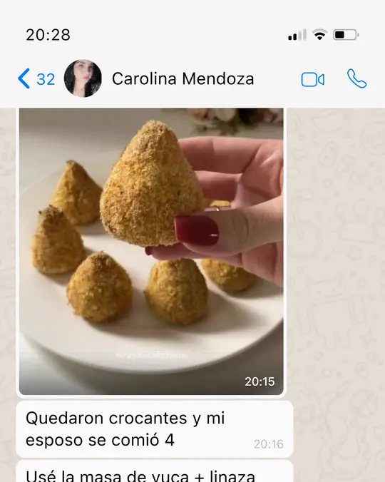 Conversación de WhatsApp con Carolina Mendoza